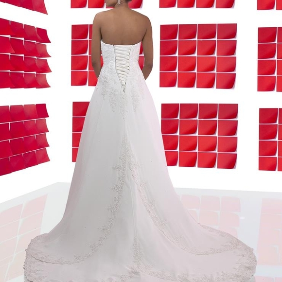 DaVinci Ivory Strapless Wedding Dress Size 22